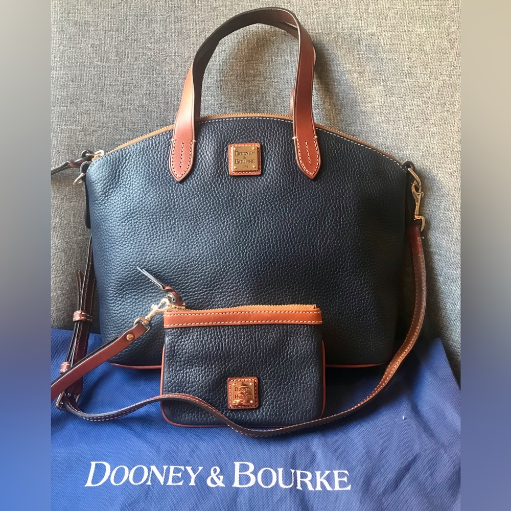 Beautiful Dooney & Burke 100% Pebble Leather Satchel in a Navy Blue -NWOT